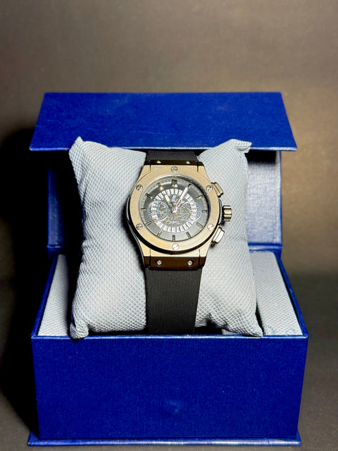 HUBLUT Watch Black ( Life Time Machine Warranty) With Complete Box + FREE DELIVERY AND ALLOW TO CHECK PARCEL BEFORE PAYMENT